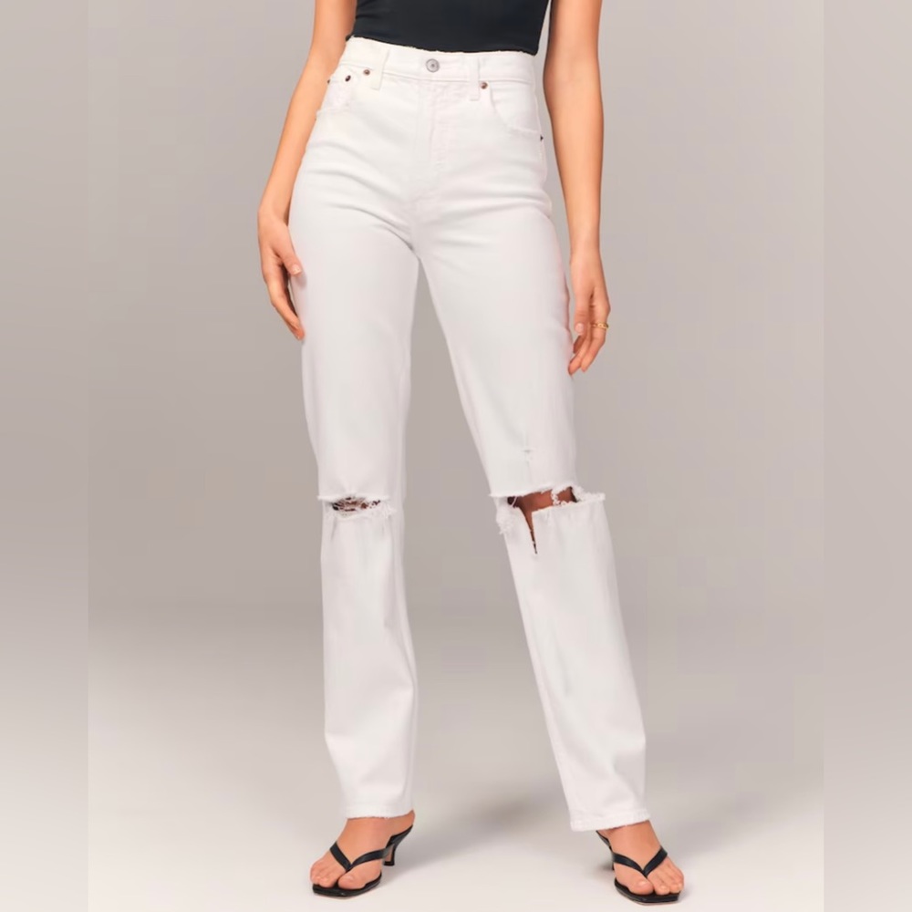 A&F 90’s Ultra High Rise Straight Jean — Curve Love